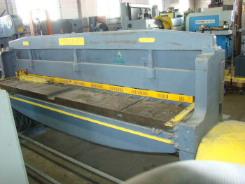 12 Ga. x 96 , WYSONG, mechanical, ROMBG, foot threadle, 5 HP, FAS, 1952