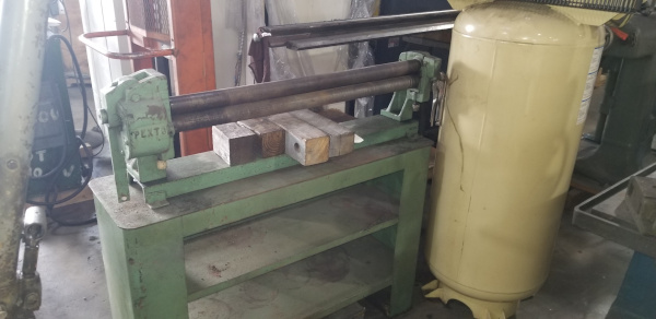 3' x 22 ga., PEXTO, #381-D, 2 rolls, manual, on stand