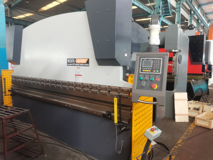 176 Ton, FICOM, #WC67K-176x4000, 157 OAL, 123 BH, 20 HP, Stop-N-Go, New