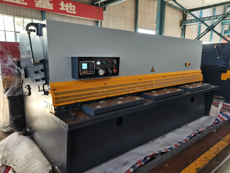 1/4 x 10', FICOM, #QC12Y-8x3200, 20 HP, hydraulic, Estun E21S BG, NEW
