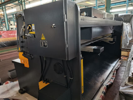 1/4 x 10', FICOM, #QC12Y-8x3200, 20 HP, hydraulic, Estun E21S BG, NEW