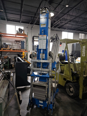 350 Lb., GENIE, AWP-36S, 42.5' work height, AC power, outriggers, 2006