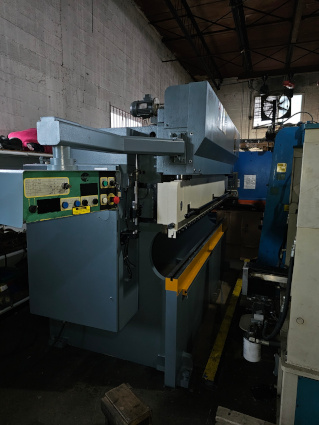 120 Ton, ATLANTIC, HDE 120-10-8, hydraulic, 10' OA, 8'6 BH, 2000