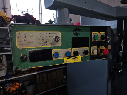 120 Ton, ATLANTIC, HDE 120-10-8, hydraulic, 10' OA, 8'6 BH, 2000