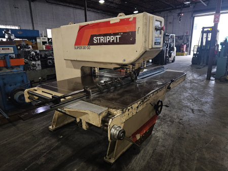 30 Ton, STRIPPIT, #3030, 1-1/4 & 3-1/2 holders, gauging, tooling, 1990
