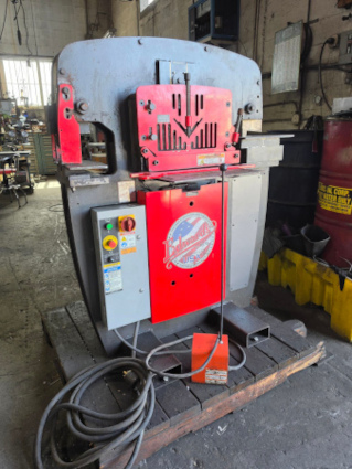 4 x 4 x 1/4 , EDWARDS, 55 Ton, Hydraulic, 5 HP, 3 phase, notcher, 2014